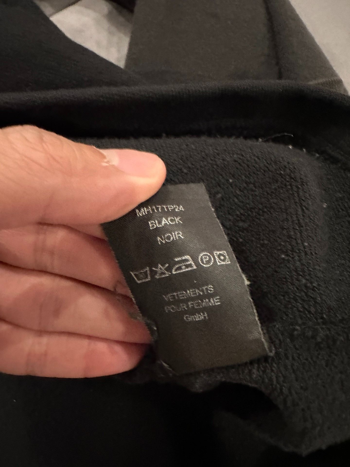 Vetements Vetements Fake Two Bullseye Hoodies 2501-Nextarrow Size US XS / EU 42 / 0 - 4 Thumbnail