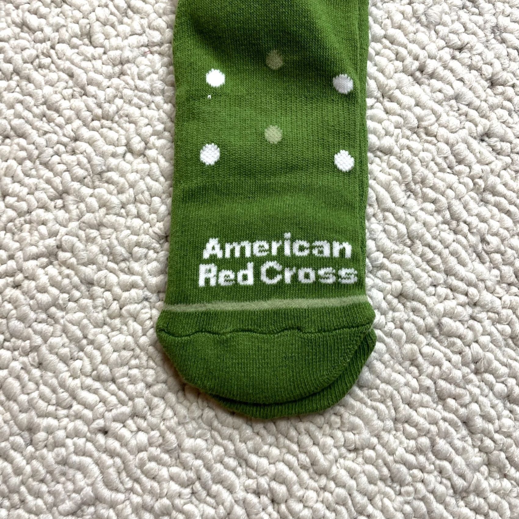 Vintage VINTAGE American Red Cross Elf Movie Green Socks Adult Unisex 2023 New NWT Christmas Size ONE SIZE - 3 Thumbnail