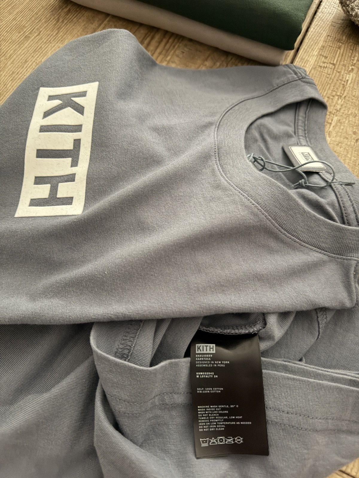 Kith Kith Loyalty Tee & Pins Complete Set Size US L / EU 52-54 / 3 - 11 Thumbnail