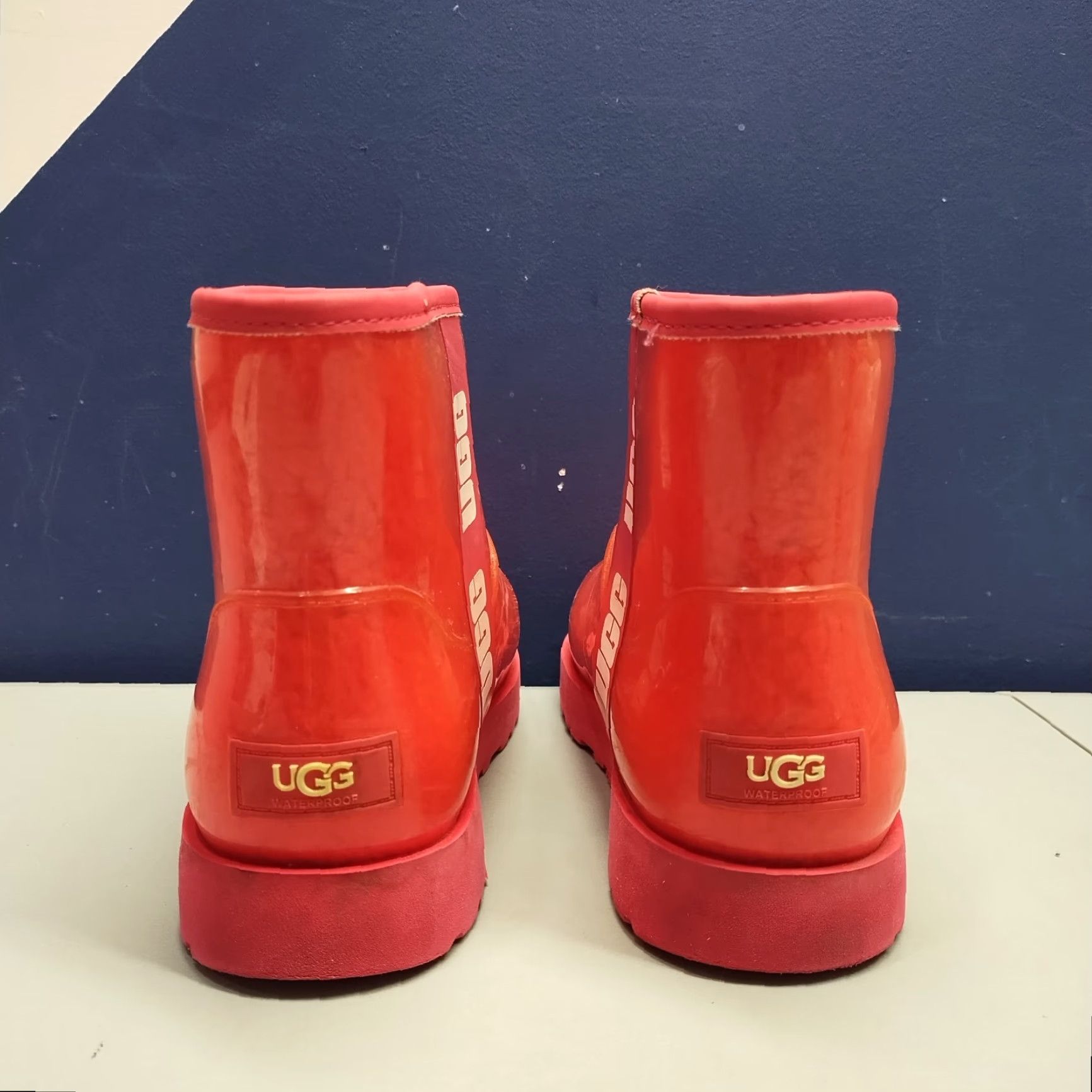 Ugg UGG Classic Clear Mini Waterproof Ankle Boots Womens Size 8 Red Pull On 1113190 Size US 8 / IT 38 - 4 Thumbnail