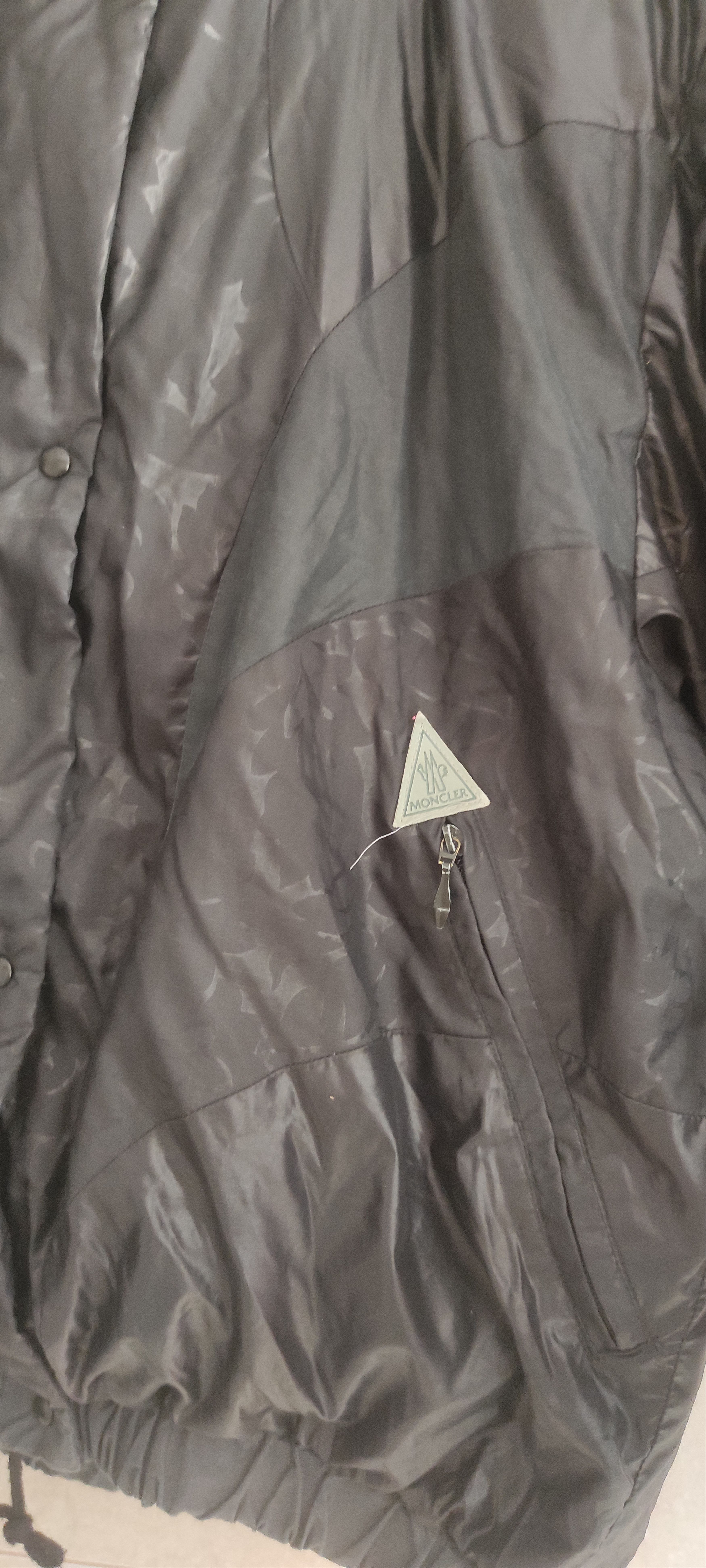 Moncler Vintage Moncler Grenoble Puffer Down Jacket Made In France Size L / US 10 / IT 46 - 12 Thumbnail