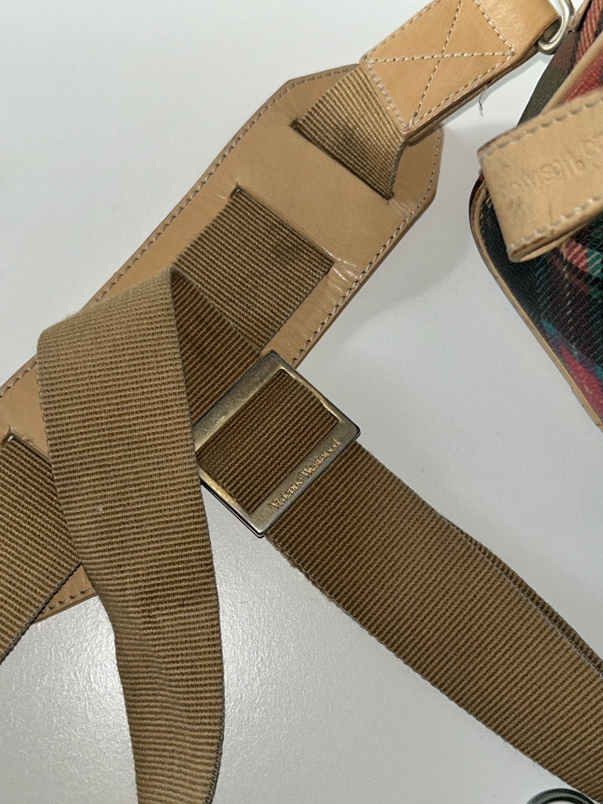 Vivienne Westwood VINTAGE Vivienne Westwood Derby Crossbody Bag & ID Tag Size ONE SIZE - 5 Thumbnail