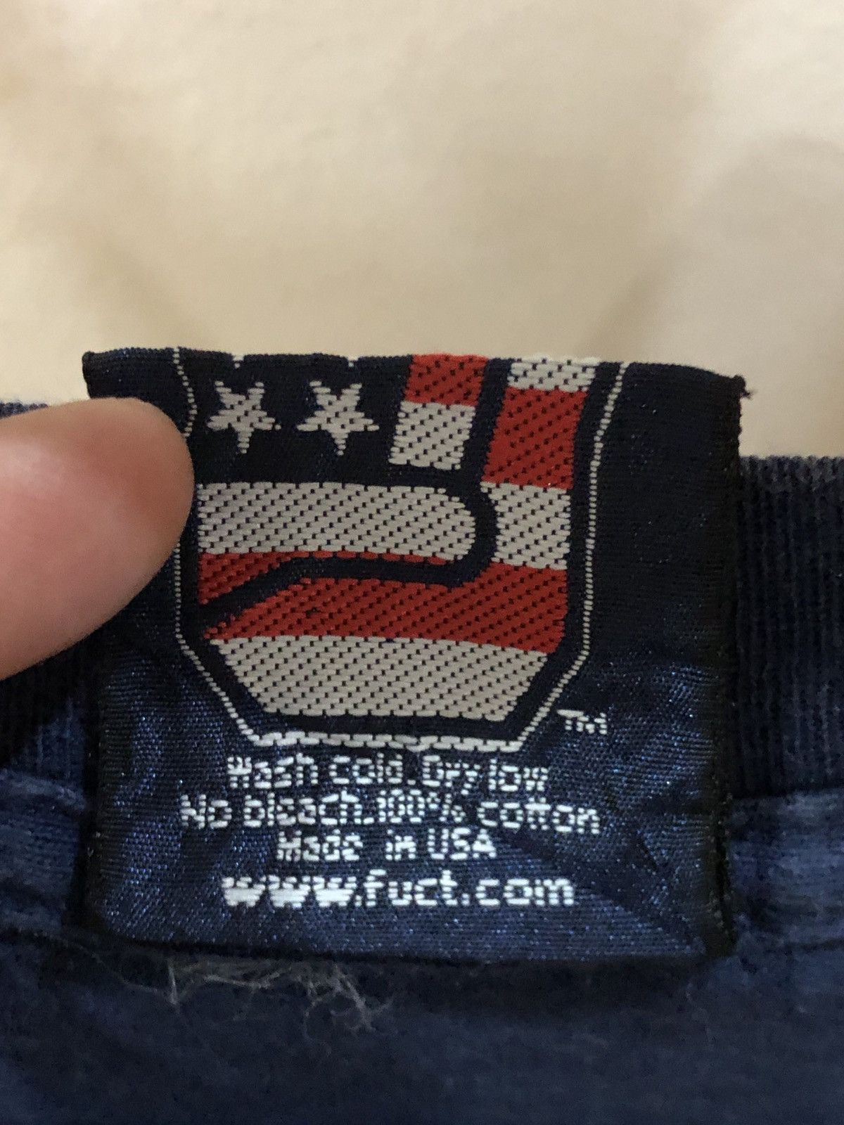 FUCT Archive Vintage 90s Fuct Skate Circle Camo Logo Tshirts Size US L / EU 52-54 / 3 - 5 Thumbnail