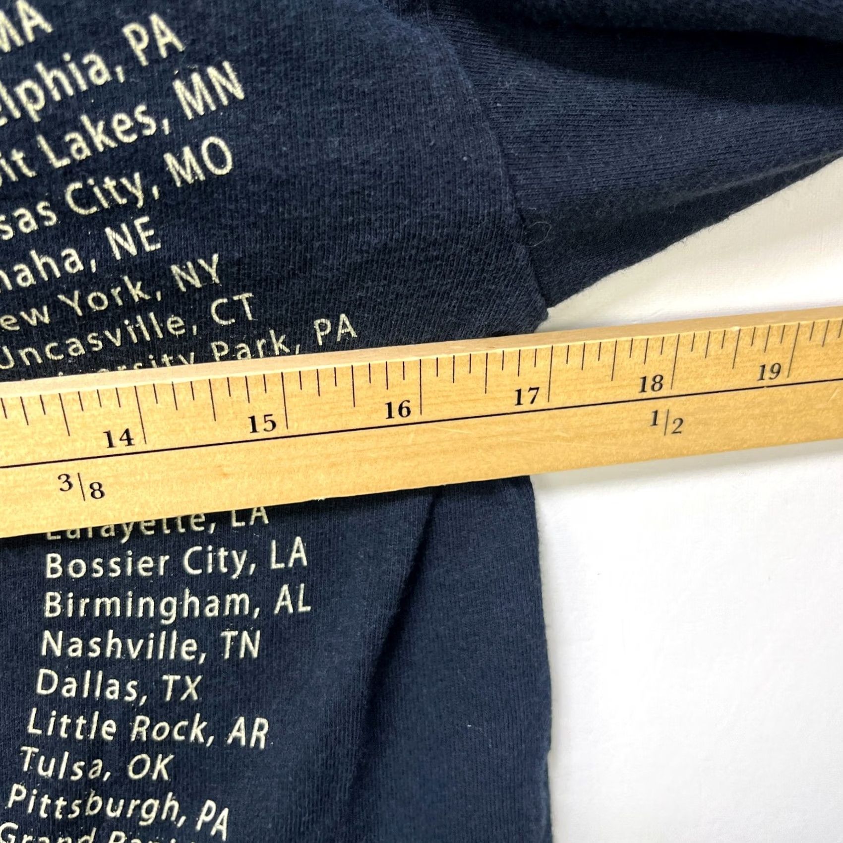 Vintage VINTAGE Taylor Swift Fearless Concert Tour T Shirt 2009 Black S Mens Size US S / EU 44-46 / 1 - 7 Thumbnail