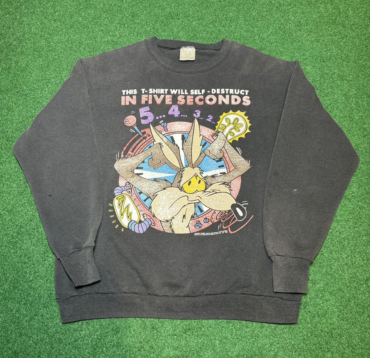 Vintage × Warner Bros 90s Wile E Coyote This Shirt With Self Destruct Sweatshirt Size US XL / EU 56 / 4 - 1 Thumbnail