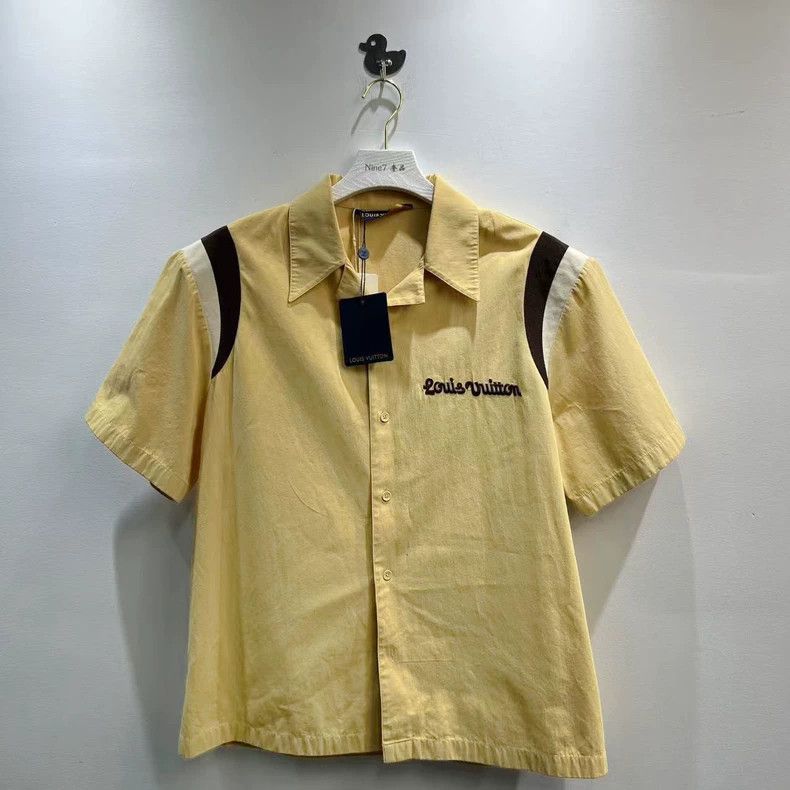 Louis Vuitton Louis Vuitton Tyler collaboration V-neck printed short-sleeve shirt - dmc Size US M / EU 48-50 / 2 - 1 Thumbnail