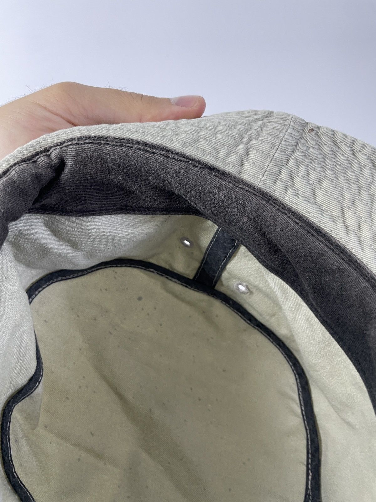 Nike Vntage nike bucket hat painted Size ONE SIZE - 7 Thumbnail