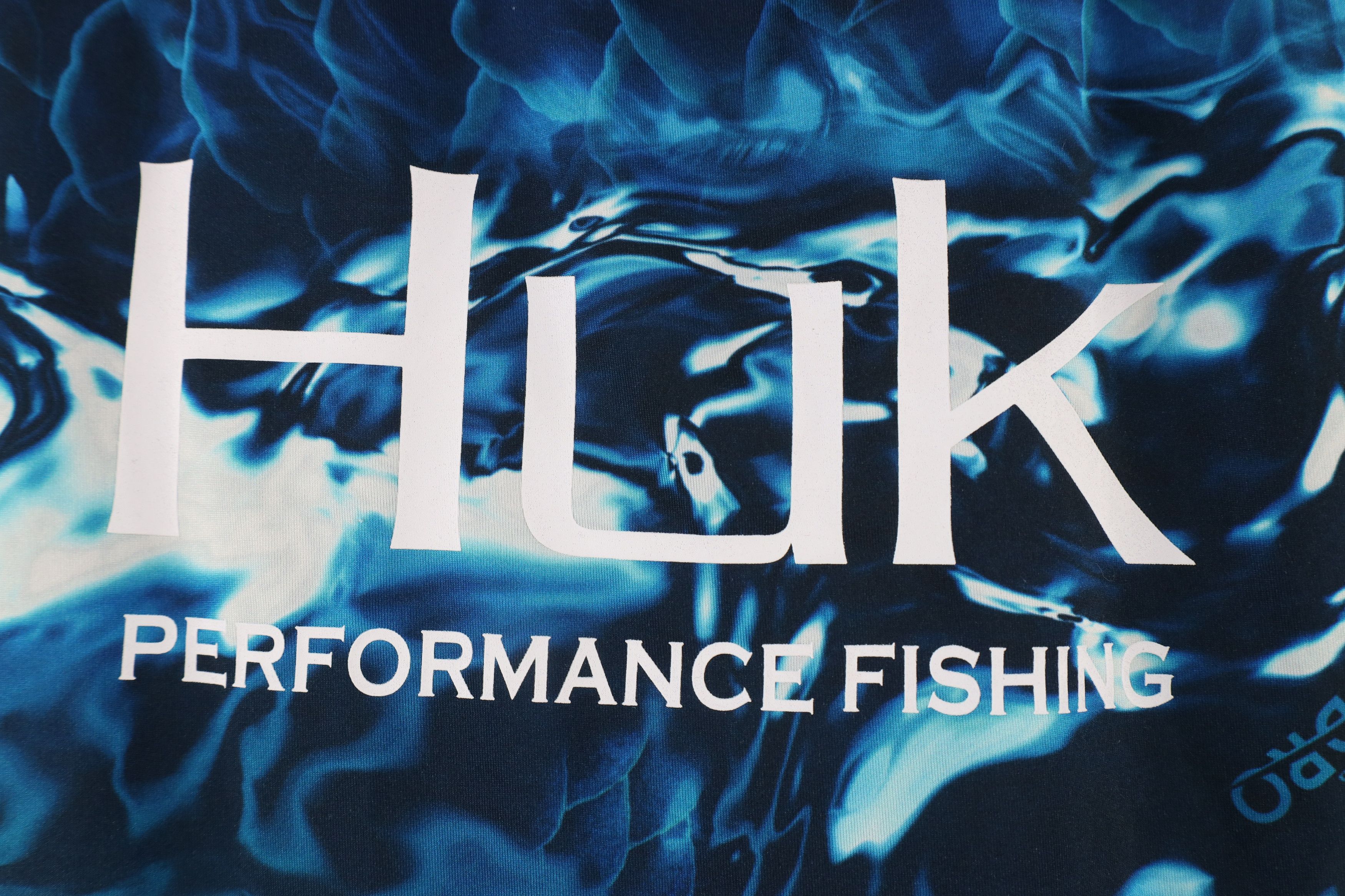Vintage Huk Fishing Hydro Camouflage Long Sleeve T-Shirt Blue Size US M / EU 48-50 / 2 - 4 Thumbnail