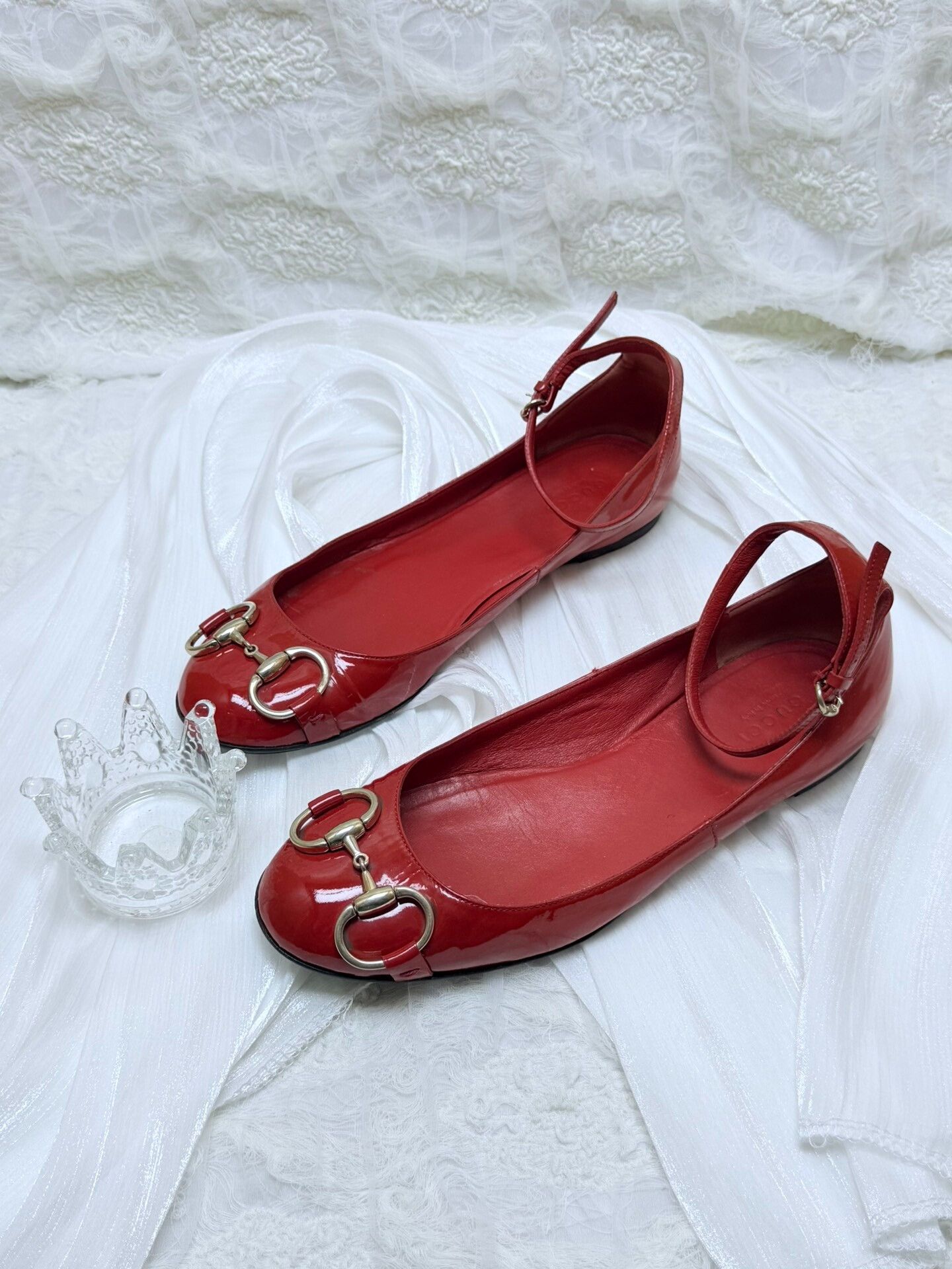 Gucci Gucci Patent Red Lowtop Sneakers us_6-5 Women Size US 6.5 / IT 36.5 - 1 Thumbnail