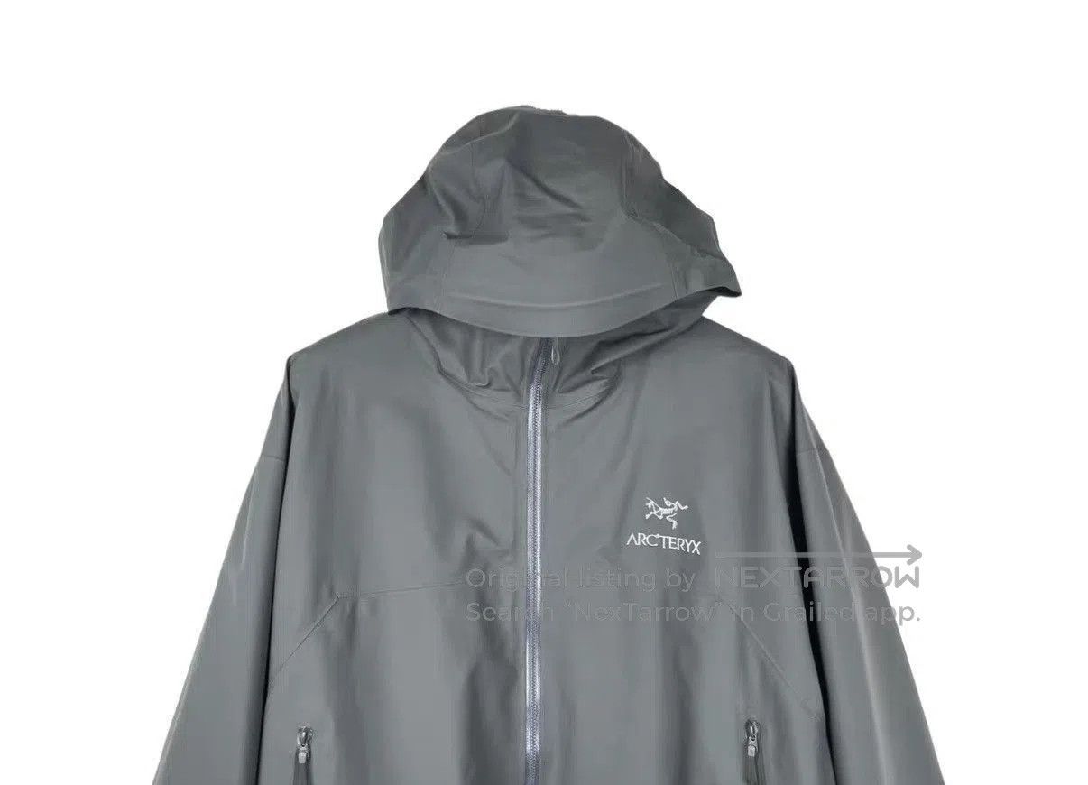 Arc'teryx Gray Hooded Jacket with Zip Pockets . Size US XXL / EU 58 / 5 - 3 Thumbnail