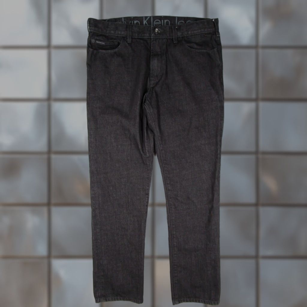 Calvin Klein Calvin Klein Jeans Mens 36 Black Skinny Straight Denim Y2K MB99A77 33x32 Size US 36 / EU 52 - 1 Thumbnail