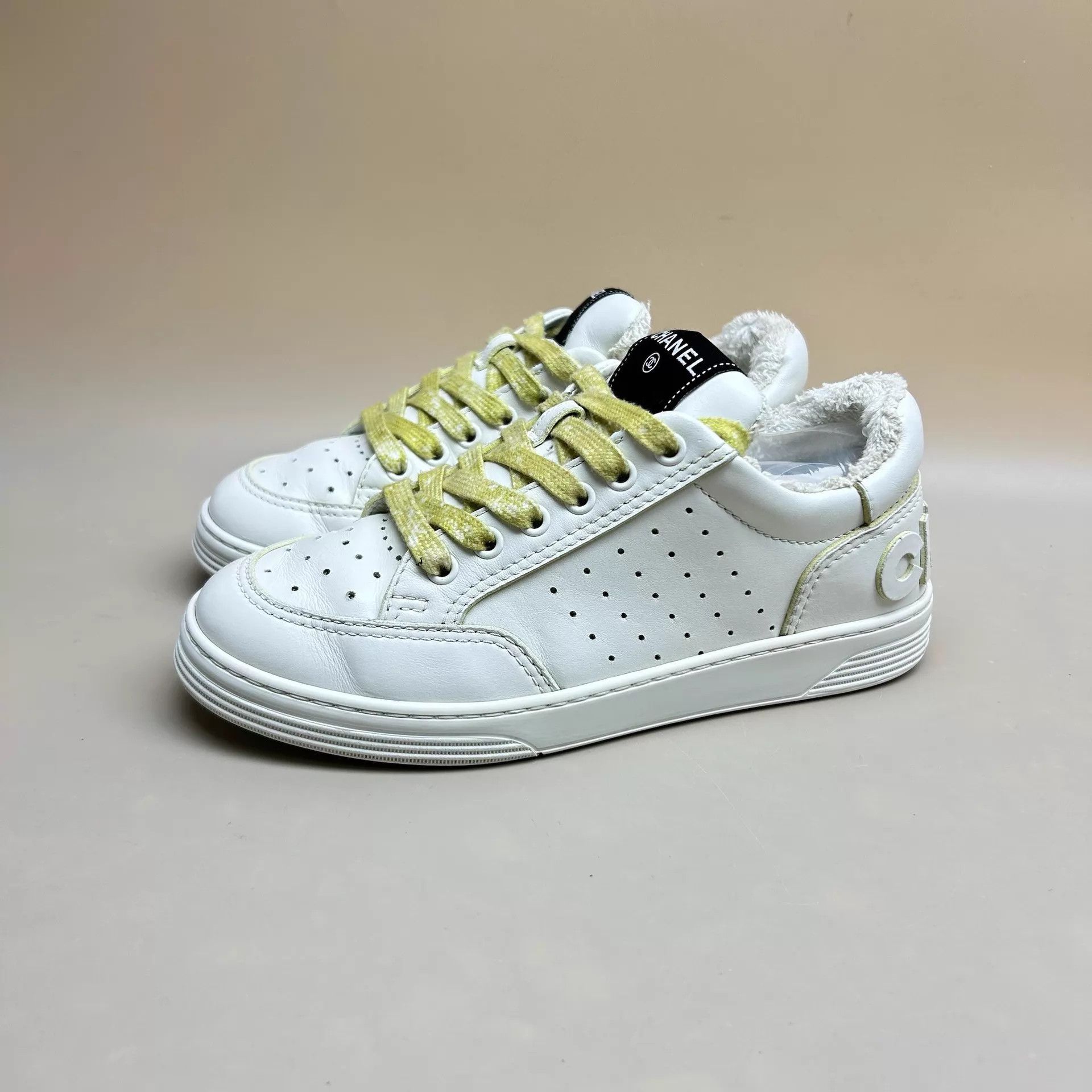 Chanel CHANEL White & Green CC Logo Sneaker 37 Size US 6.5 / IT 36.5 - 1 Thumbnail