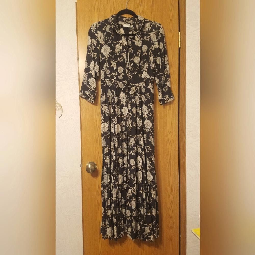 black and white floral dress zara Zara Black & White Striped Floral Printed Button Down Dress | Gently U
