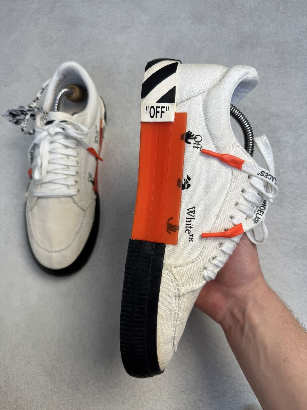 Off-White Off-White Low Vulcanized Canvas Sneakers size43 Size US 9.5 / EU 42-43 - 11 Thumbnail