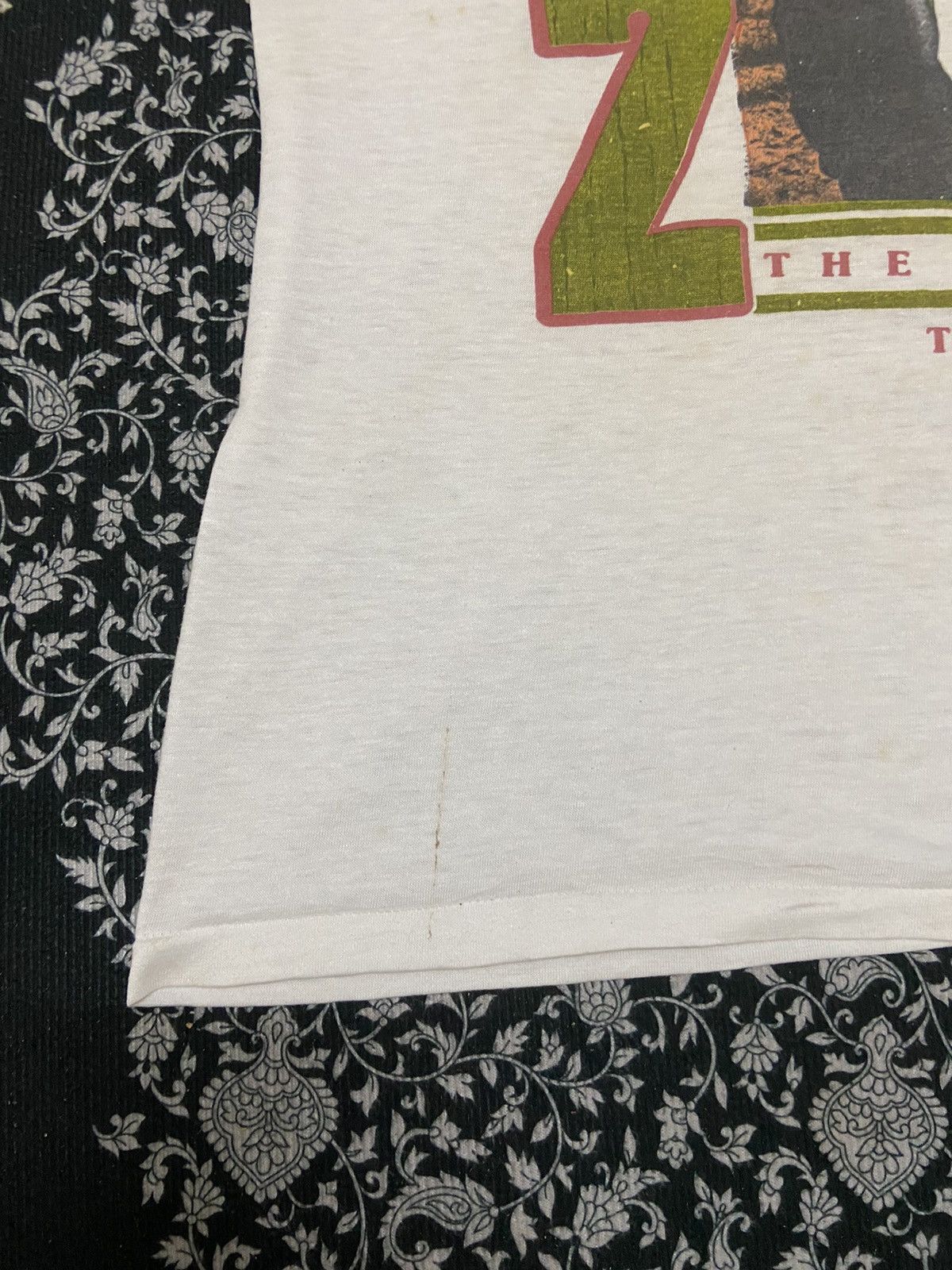 Band Tees Vtg Trashed 80s U2 Band The Joshua Tree World Tour Size US XL / EU 56 / 4 - 2 Thumbnail