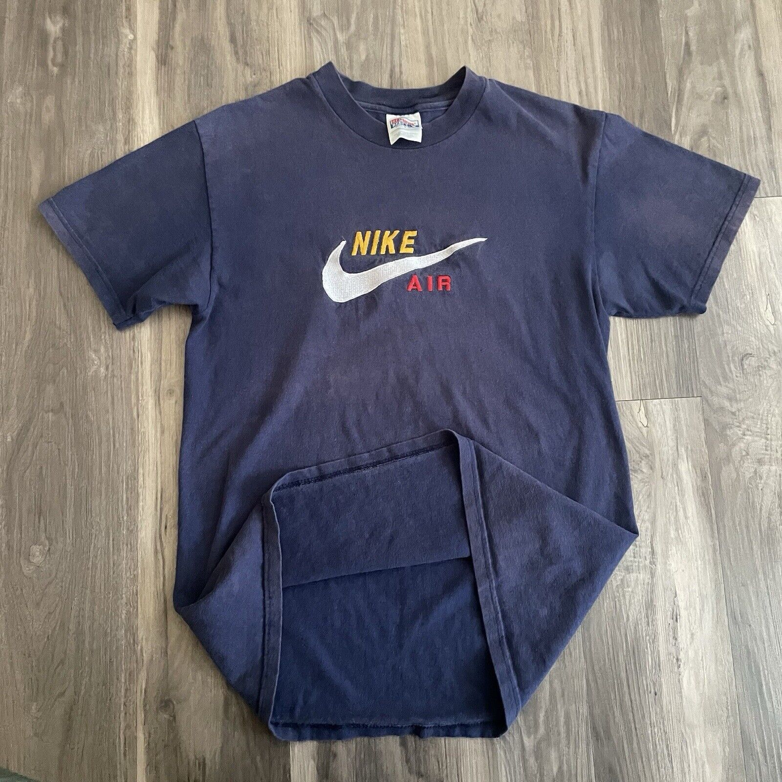 Nike × Vintage Vintage Nike Air T-Shirt Size M Faded Boot 1990s Nike Size US M / EU 48-50 / 2 - 4 Thumbnail