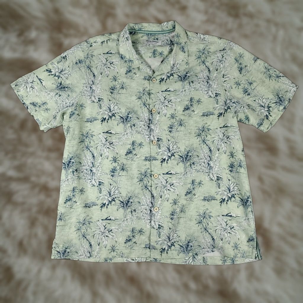 Tommy Bahama Tommy Bahama Shirt Mens XL Green Floral Modal Hawaiian Button Up Size US XL / EU 56 / 4 - 1 Thumbnail