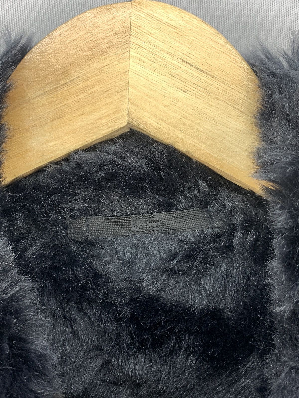 Uniqlo Uniqlo Faux Fur Zipper Jacket Size US M / EU 48-50 / 2 - 11 Thumbnail
