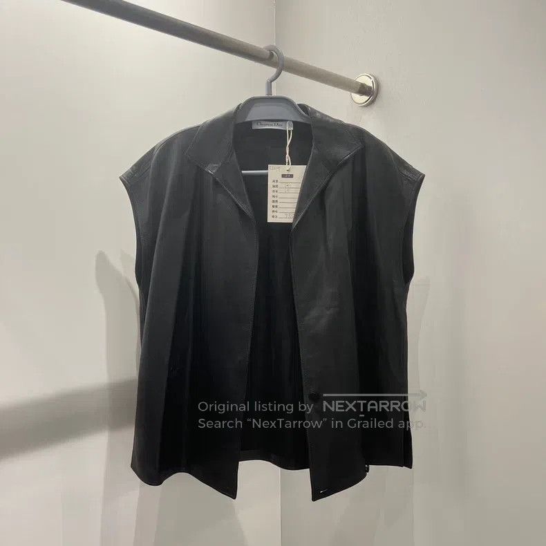 Dior Dior Soft sheepskin vest Size XS / US 0-2 / IT 36-38 - 1 Thumbnail