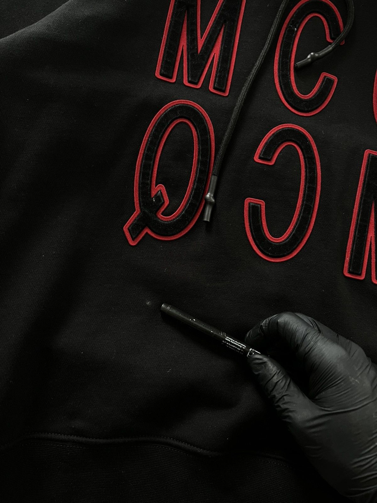 Alexander McQueen Alexander McQueen McQ Big Logo Black Hoodie Size Small Size US S / EU 44-46 / 1 - 13 Thumbnail