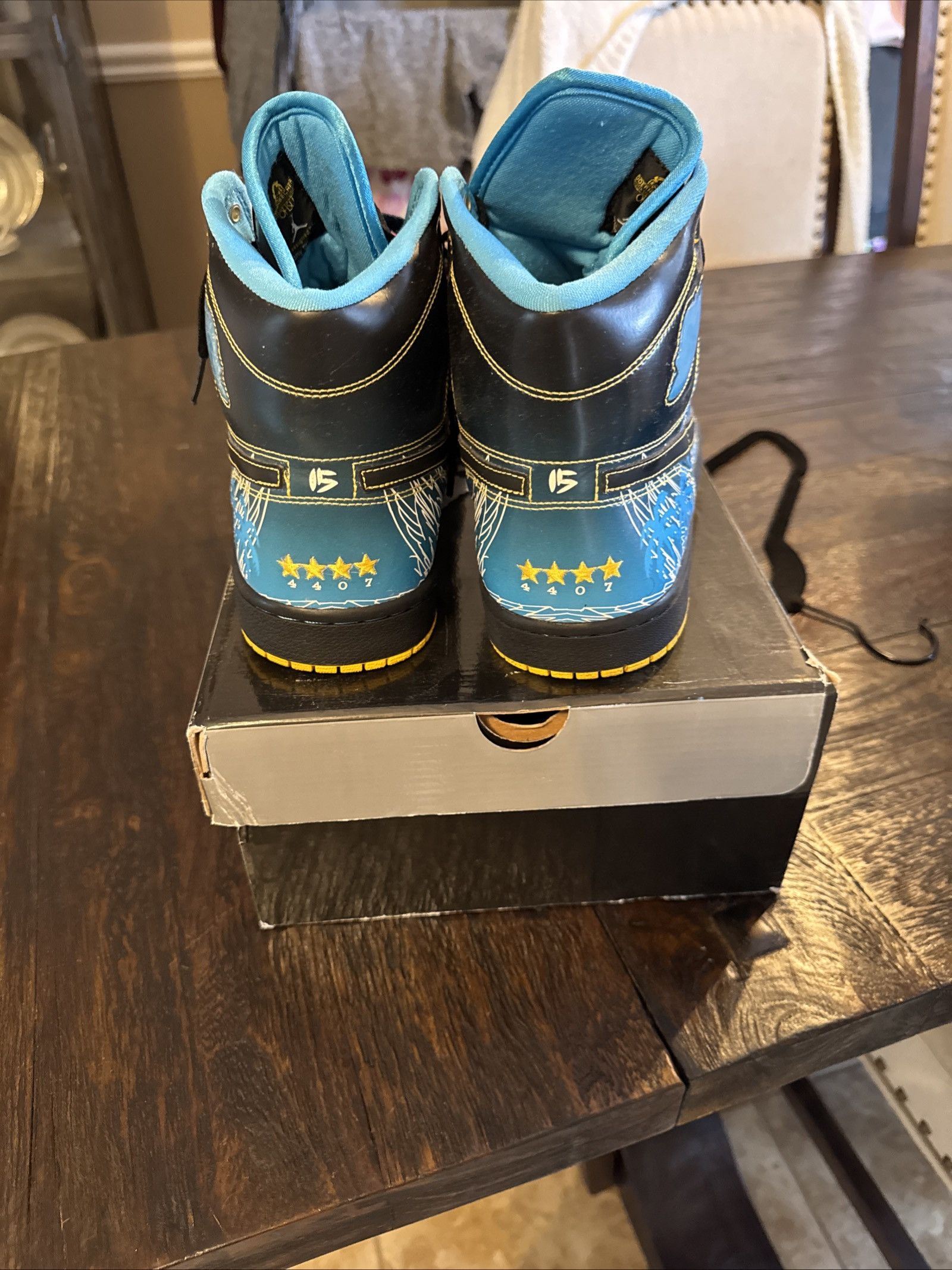 Jordan Brand Jordan Retro 1 Dorenbecher Size US 10 / EU 43 - 2 Thumbnail
