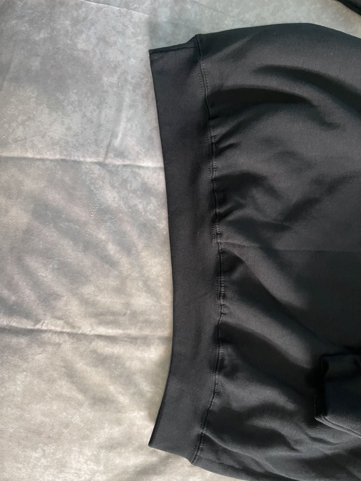 Gildan Black hoodie Size US M / EU 48-50 / 2 - 4 Thumbnail