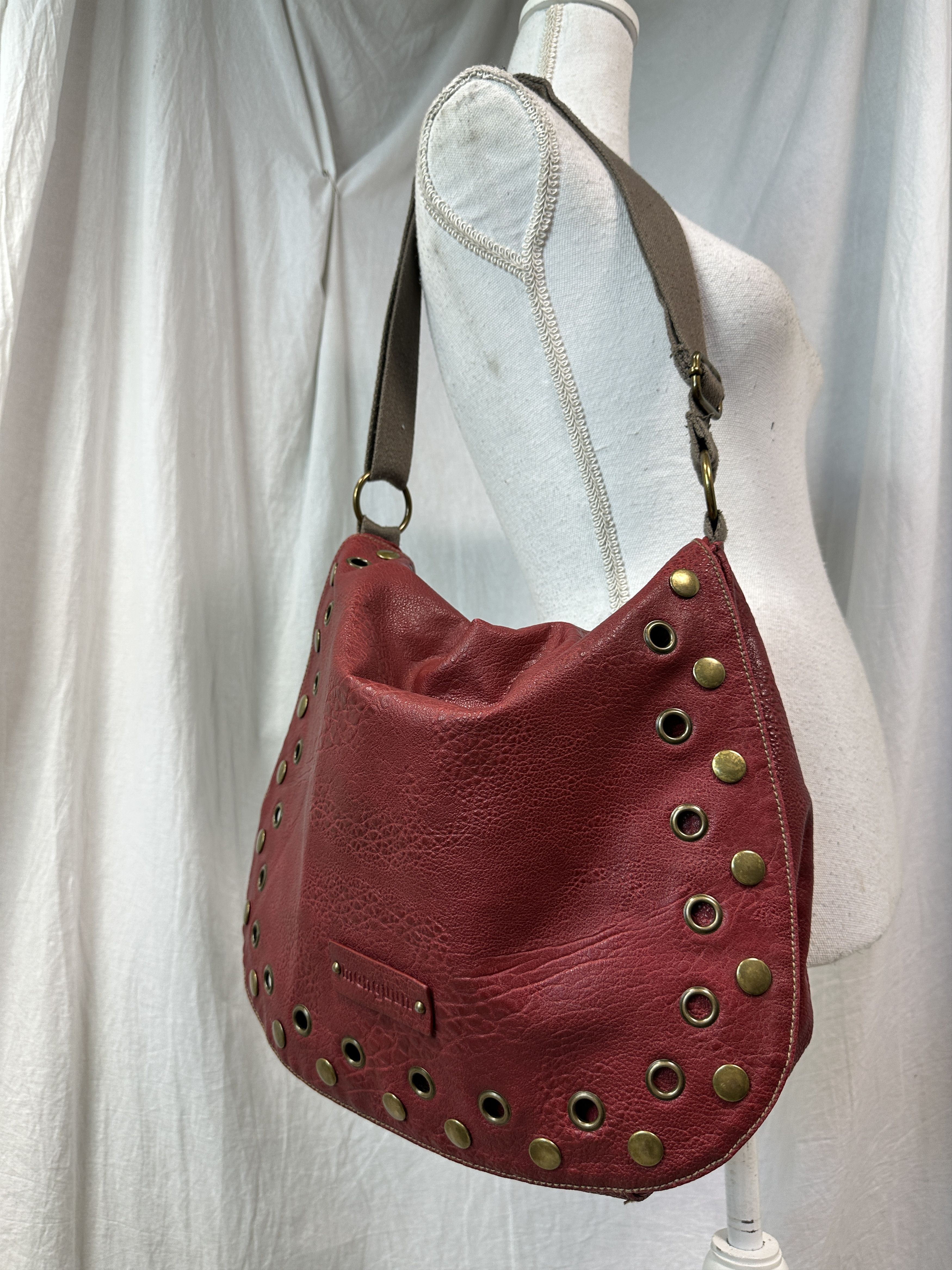 Vintage Vintage Leather Cherry Red Eyelets Bag Y2K Size ONE SIZE - 1 Thumbnail