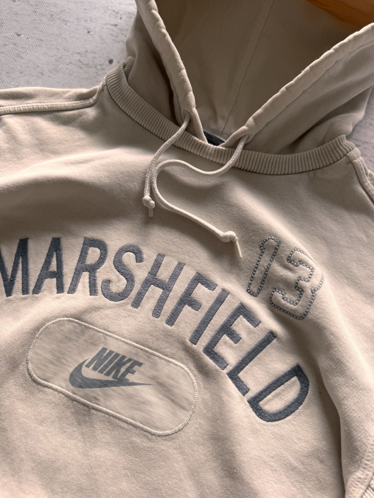Nike × Vintage NIKE VINTAGE CENTER LOGO OVERSIZE BOXY HOODIE Size US M / EU 48-50 / 2 - 5 Thumbnail