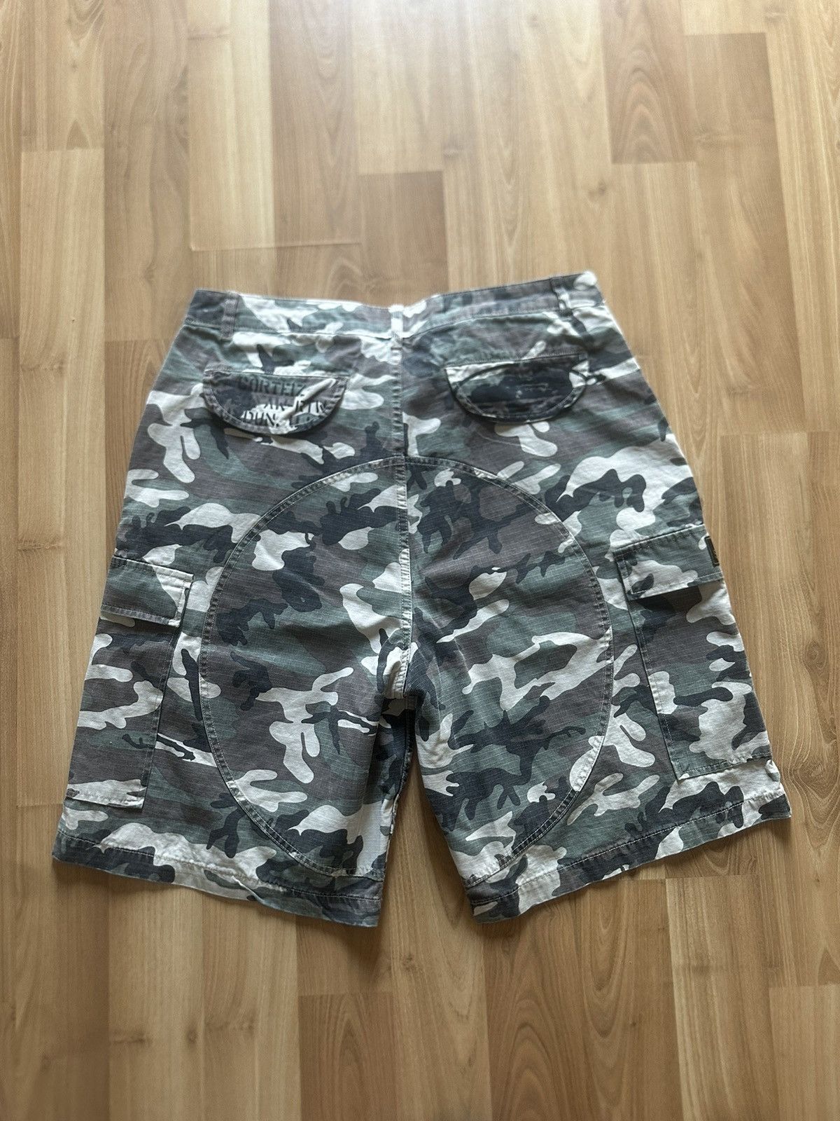 Corteiz Guerillaz cargo short [Camo] Size US 38 / EU 54 - 4 Thumbnail
