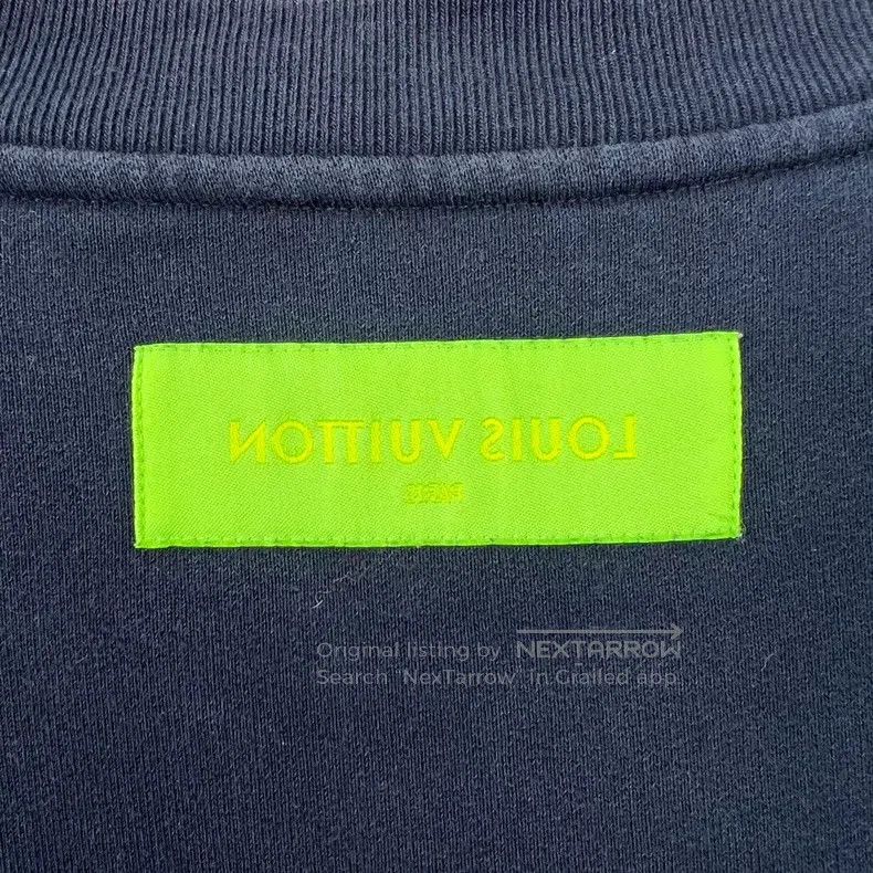 Louis Vuitton Louis Vuitton size 4l Blue logo flocked letter sweatshirt Size US M / EU 48-50 / 2 - 7 Thumbnail
