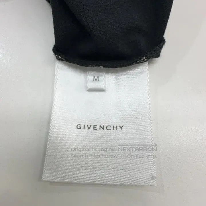 Givenchy Givenchy SS23 Logo Embroidered Short-Sleeve T-Shirt. Size US M / EU 48-50 / 2 - 4 Thumbnail