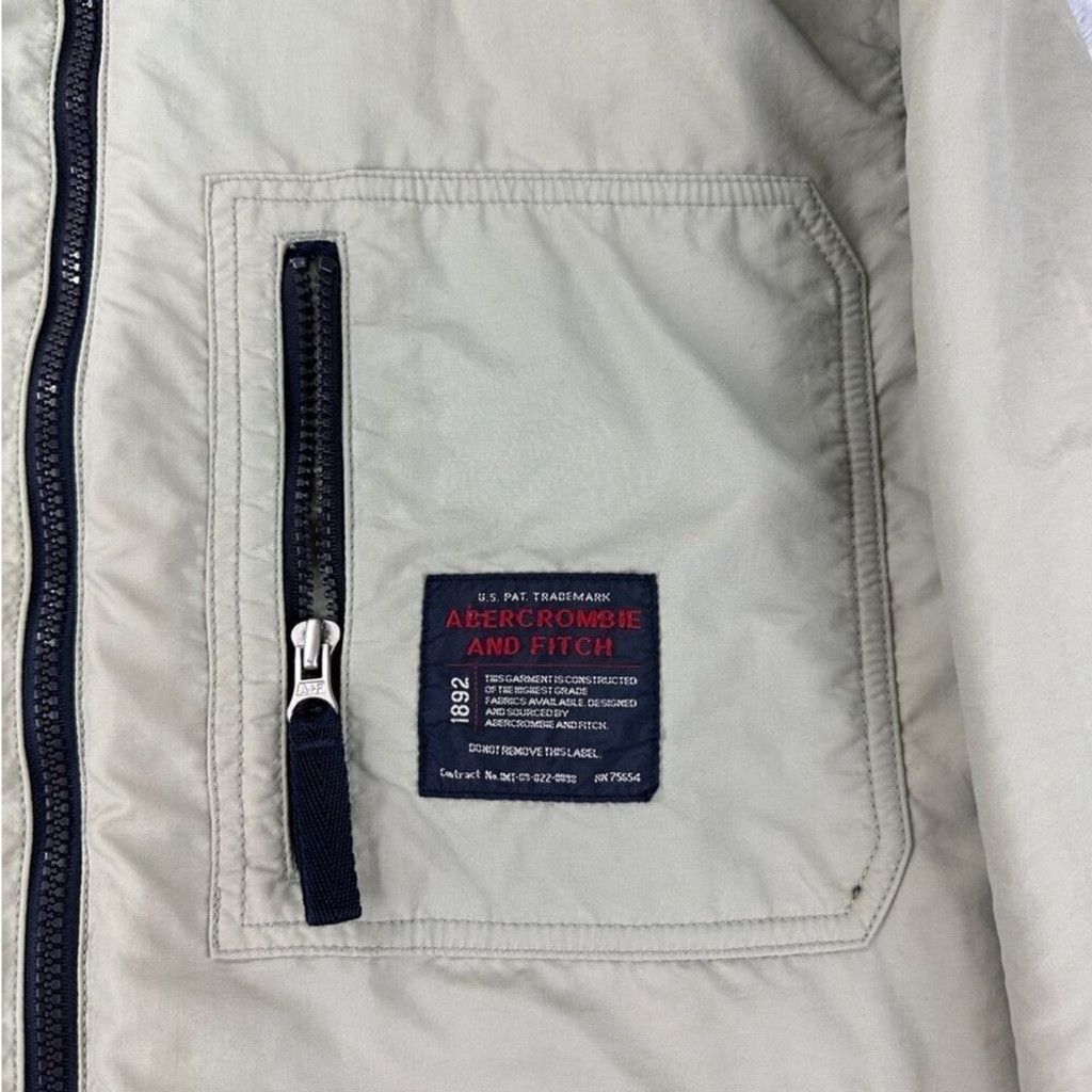 Abercrombie & Fitch Abercrombie & Fitch Reversible Jacket Men’s Size Small Winte Size US S / EU 44-46 / 1 - 14 Thumbnail