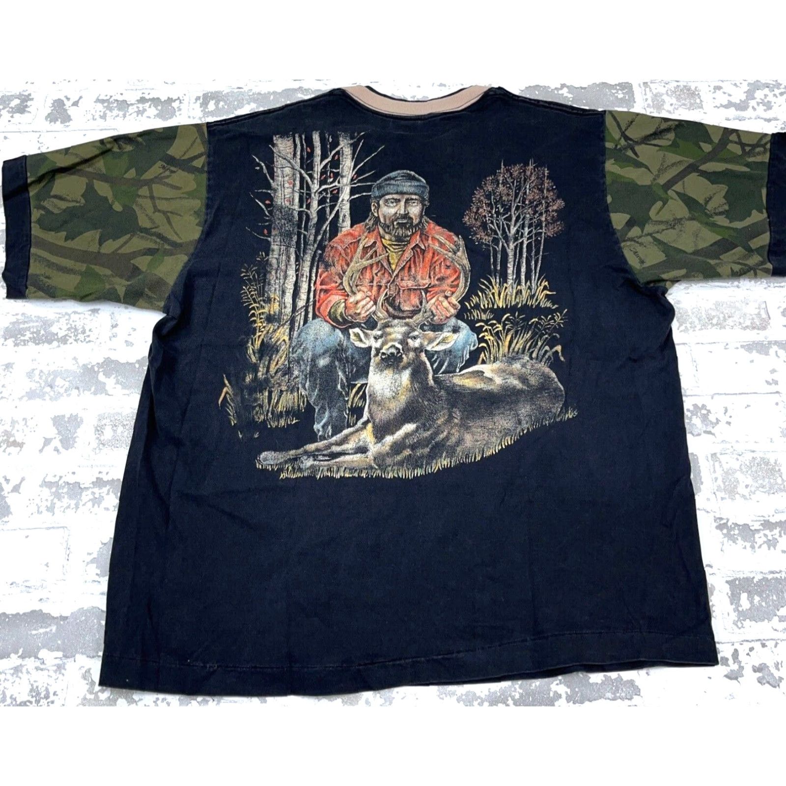 Vintage VINTAGE Men Large Black Hunting Graphic Print T-Shirt 80s Deer Outdoor Camouflage Tee's Unlimited Size US L / EU 52-54 / 3 - 2 Thumbnail