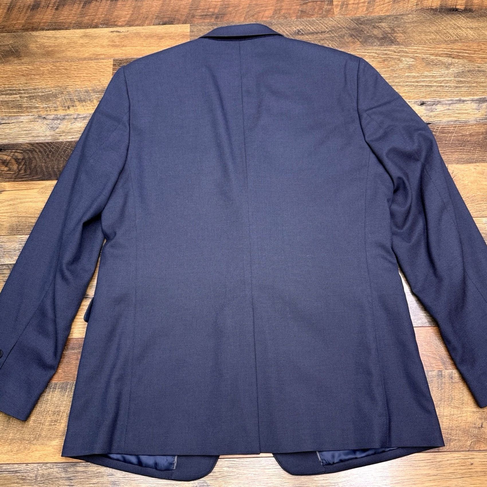 Banana Republic Banana Republic Blazer Navy Blue 42R Regular Fit Stretch Notch Lapel 2-Button Jacket Men Business Formal Winter Spring Summer Fall Bleisure Dressy Size 42R - 2 Thumbnail
