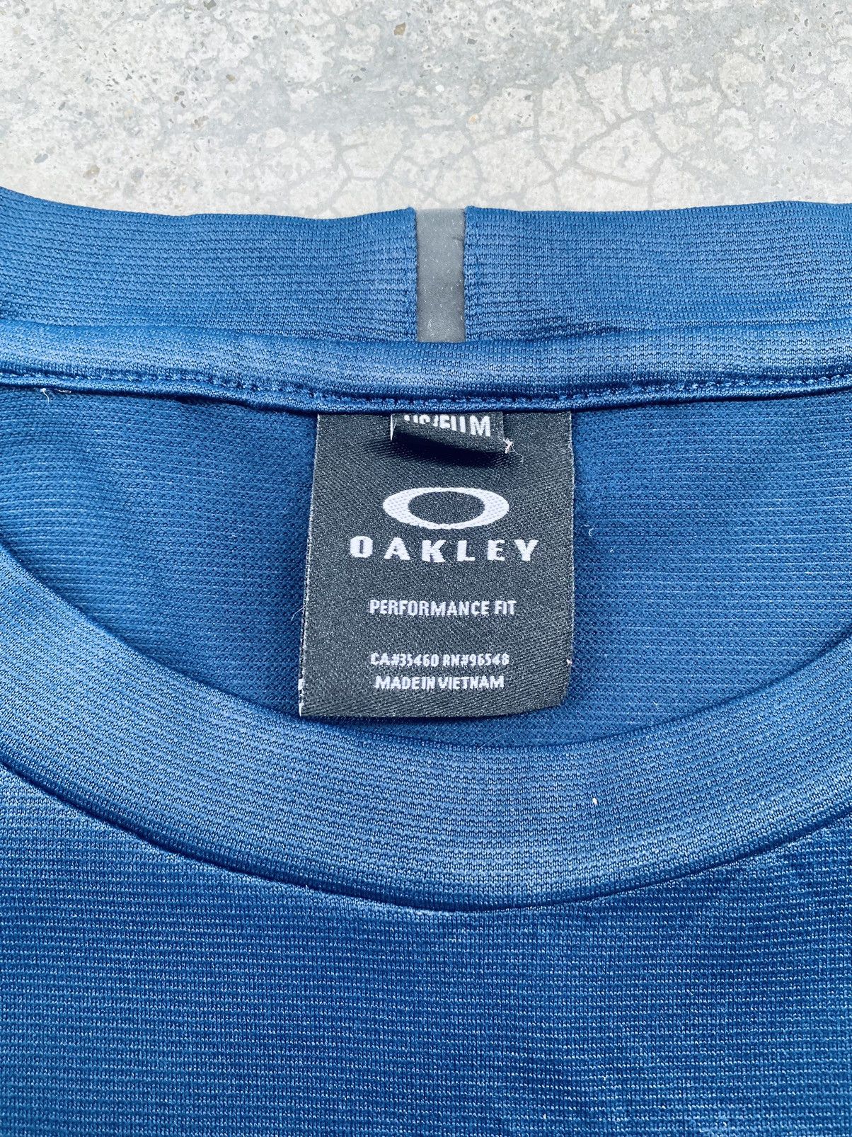 Oakley Vintage Y2k Oakley Center Logo Jersey Size US M / EU 48-50 / 2 - 4 Thumbnail
