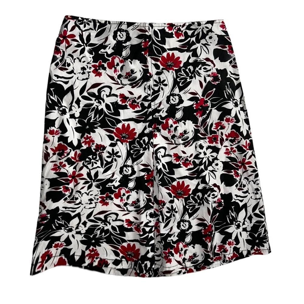 Designer Red & Black Floral Knee Length A Line Skirt Small Size 28" / US 6 / IT 42 - 1 Thumbnail