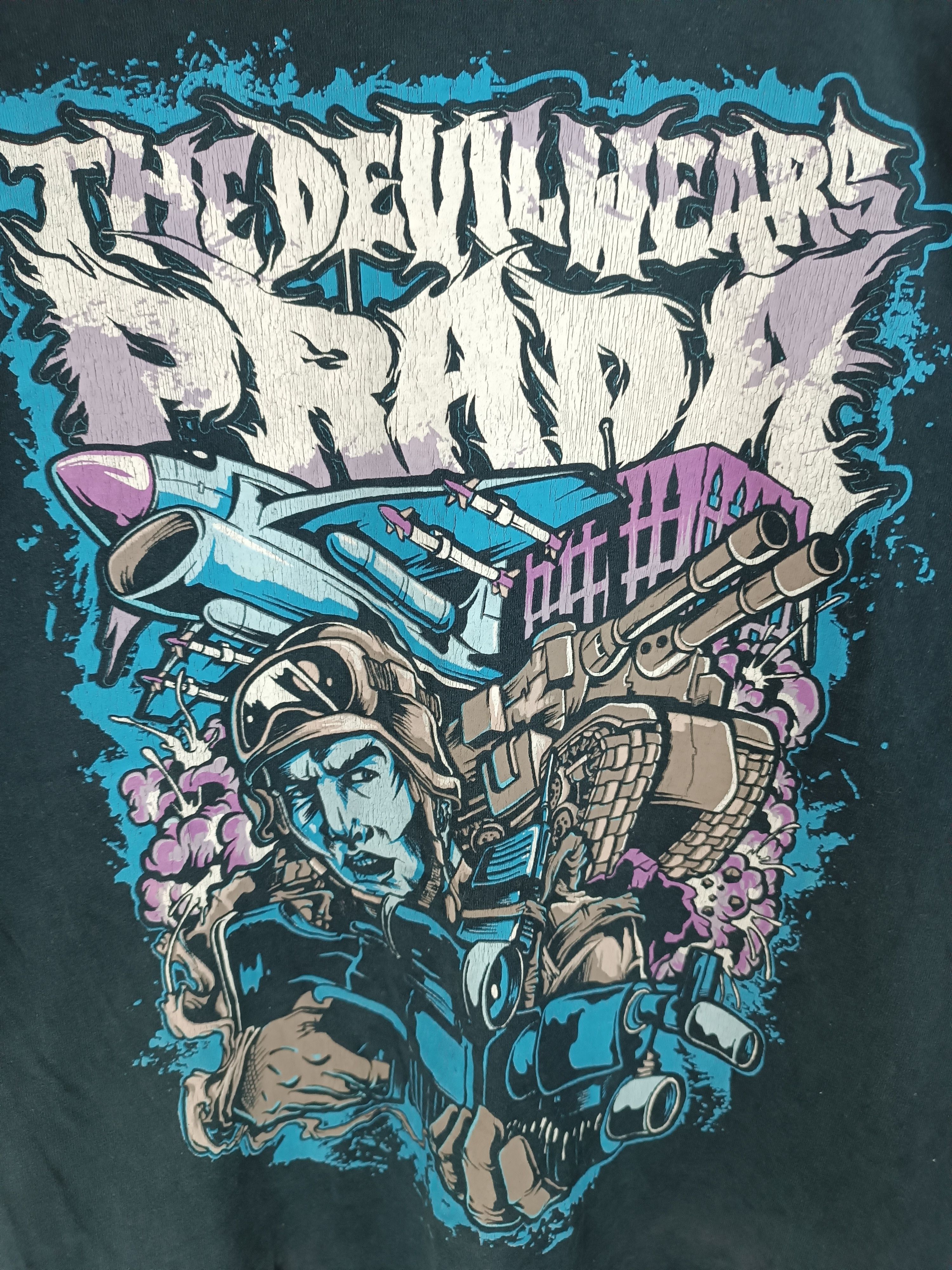 Band Tees VINTAGE 2000s THE DEVIL WEARS PRADA METALCORE VERY RARE Size US M / EU 48-50 / 2 - 10 Thumbnail