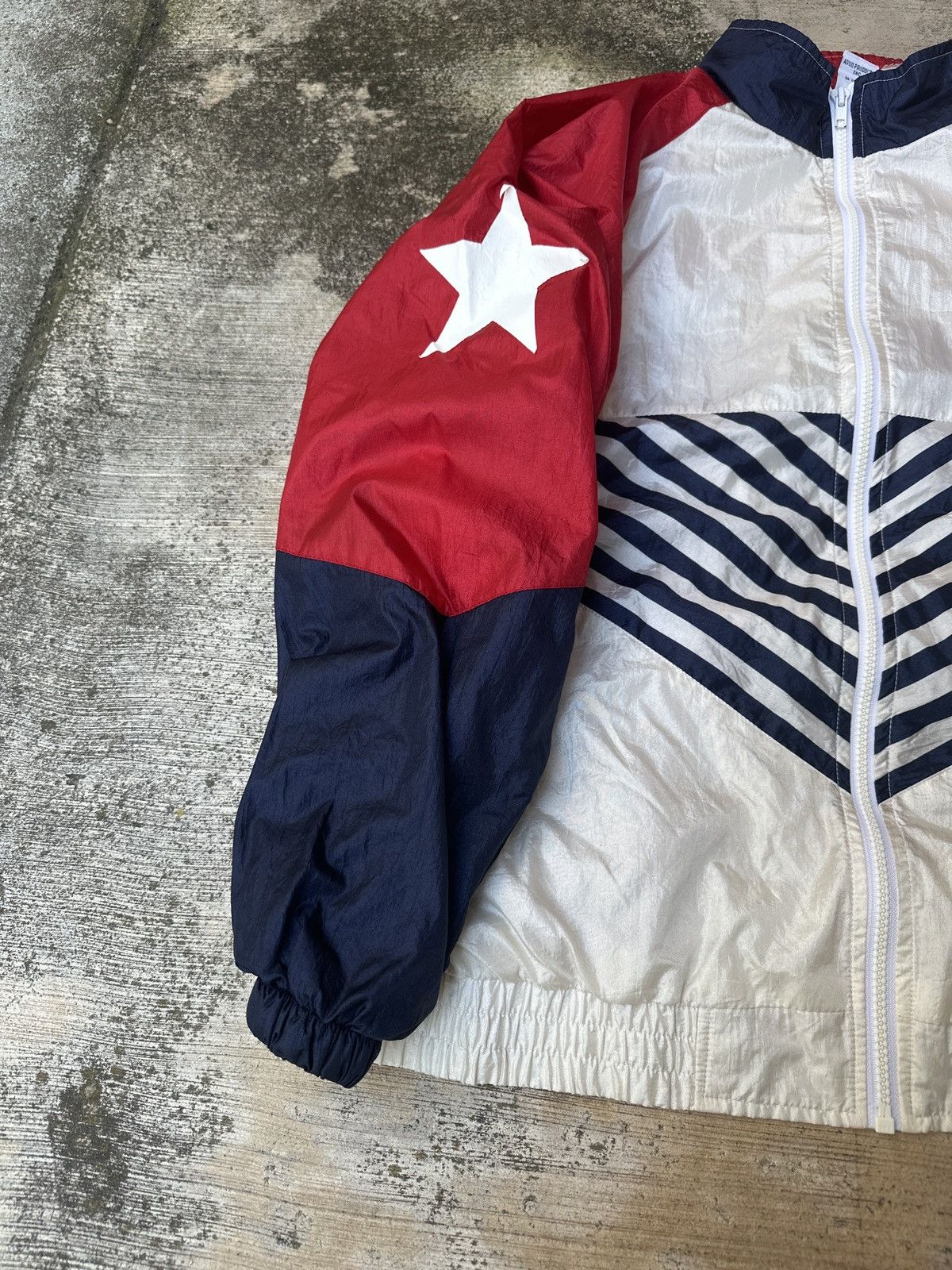 USA Olympics × Vintage Vintage 90s Made In USA Olympic Games Windbreaker jacket Size US XL / EU 56 / 4 - 3 Thumbnail