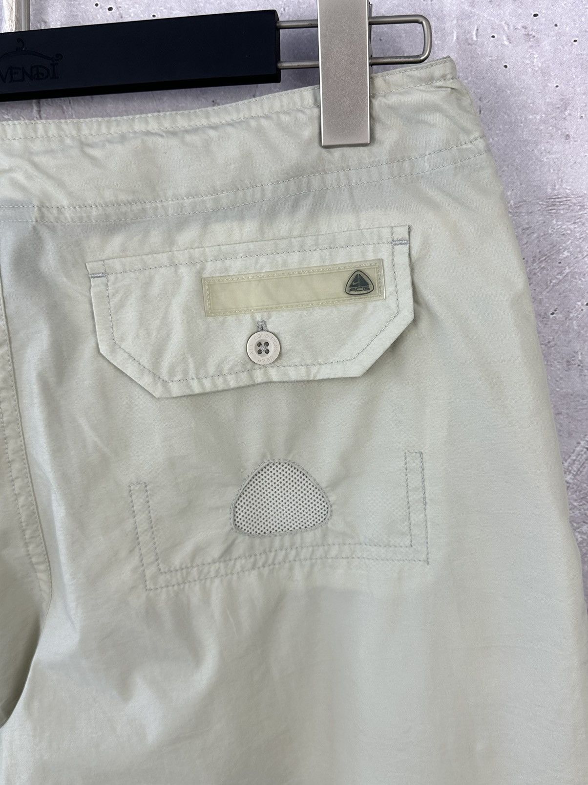 Vintage Y2K Nike ACG Transformer Adjustable Nylon Women’s Pants Size 30" / US 8 / IT 44 - 9 Thumbnail