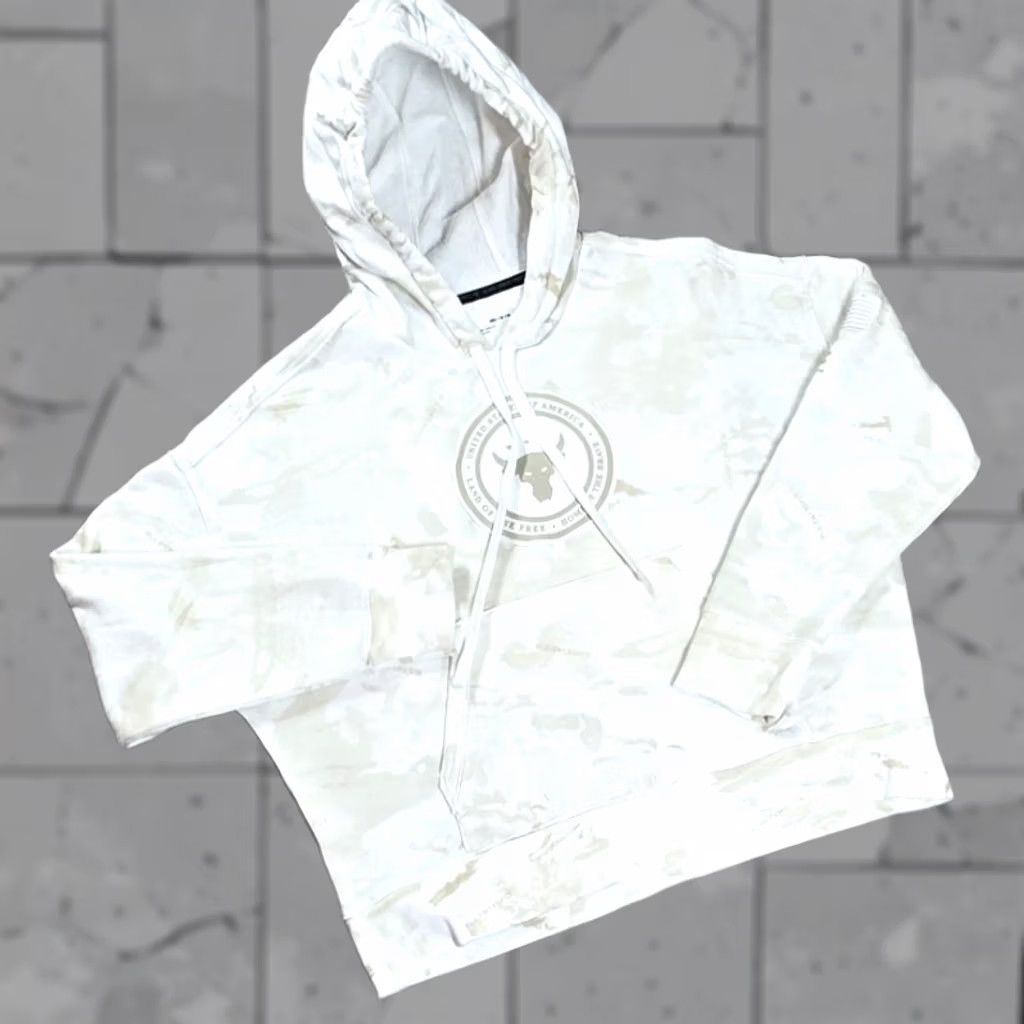 Under Armour VINTAGE Under Armour Project Rock Hoodie Women M Ivory Beige Camo Veterans Day Fleece Size M / US 6-8 / IT 42-44 - 1 Thumbnail