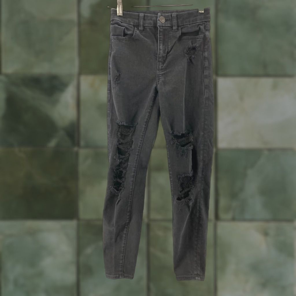 American Eagle Outfitters American Eagle Outfitters Jeans Womens 10 Black Distressed Curvy Hi Rise Jegging 24x26 Adult Regular Inseam See Photos Size 32" / US 10 / IT 46 - 1 Thumbnail