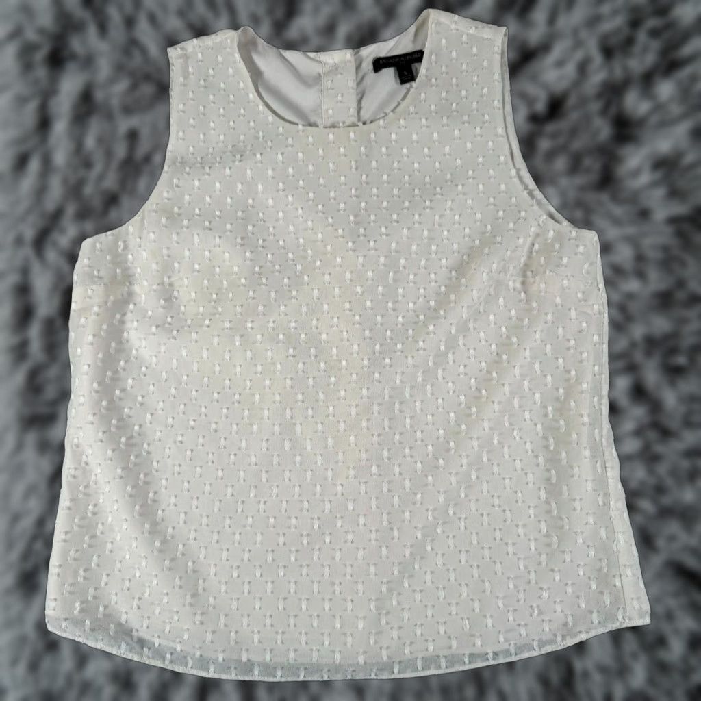 Banana Republic Banana Republic Top Womens S White Clip Dot Minimalist Office Chic Tank Size S / US 4 / IT 40 - 1 Thumbnail