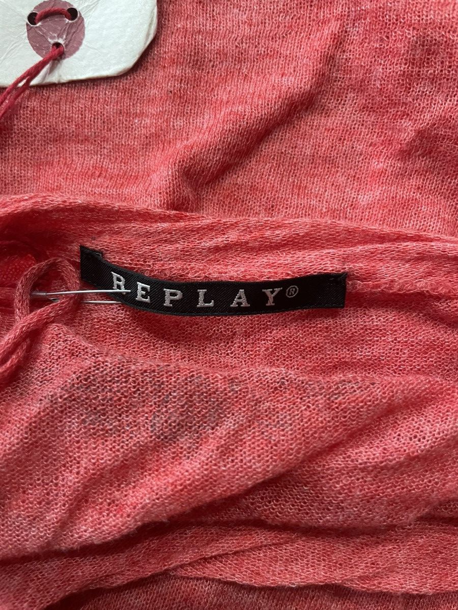 Designer × Replay × Vintage Replay Tshirt with Hoodie Size S / US 4 / IT 40 - 3 Thumbnail