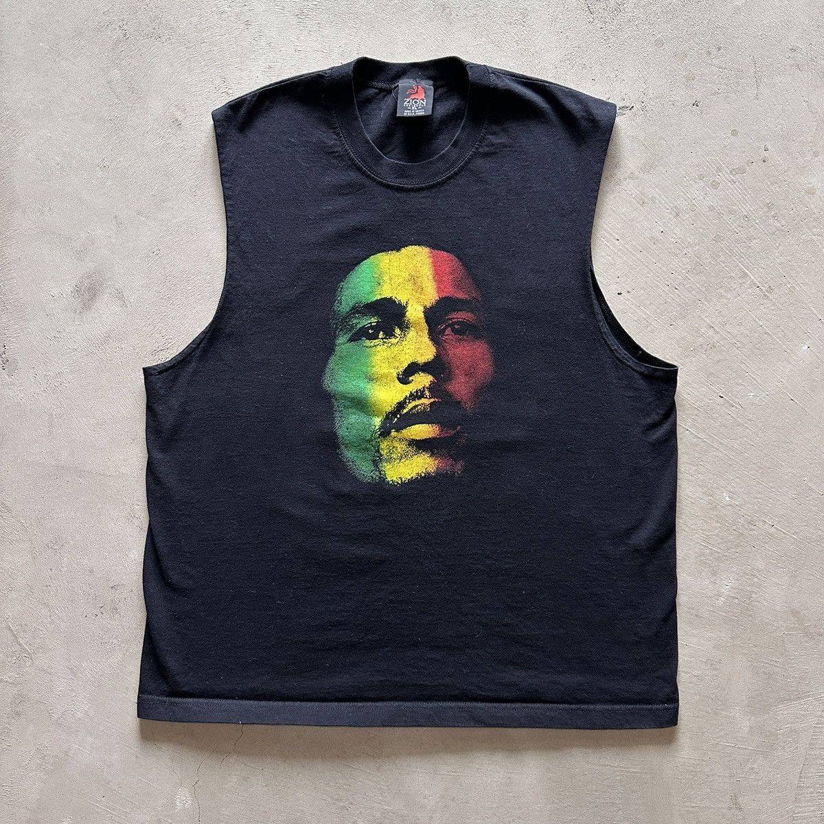 Vintage vintage bob marley black tank Size US XL / EU 56 / 4 - 1 Thumbnail