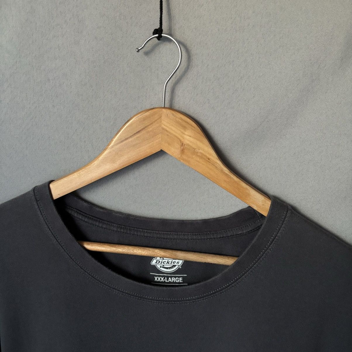 Dickies Dickies big logo t-shirt grey xxl streetwear Size US XXL / EU 58 / 5 - 3 Thumbnail