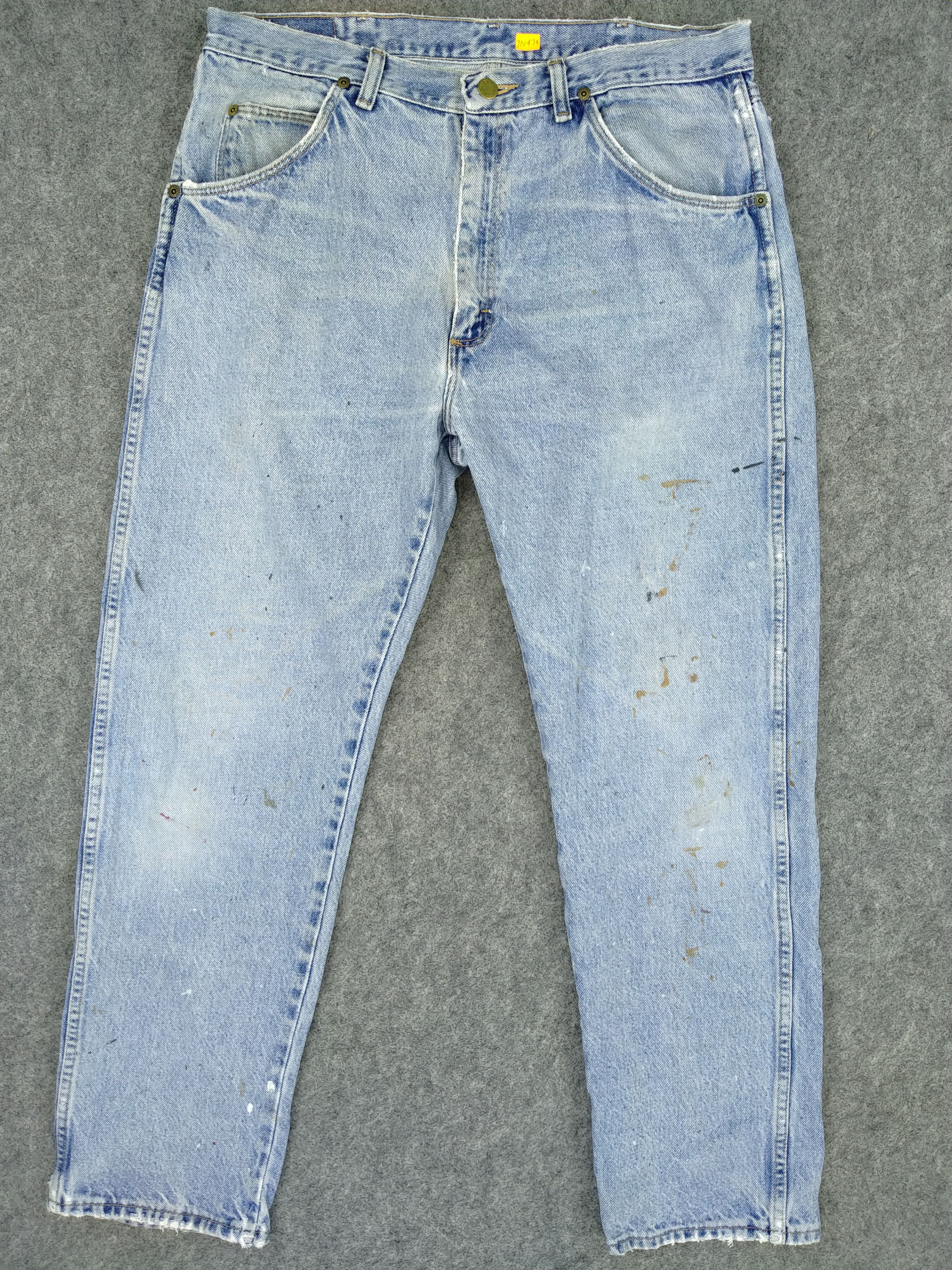 Vintage Vintage Light Wash Wrangler Jeans Denim 34x29.5 -JN474 Size US 34 / EU 50 - 1 Thumbnail
