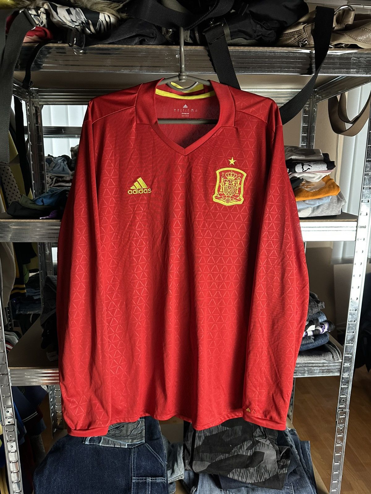 Spain 15-17 Adidas home long sleeve football jersey size XL