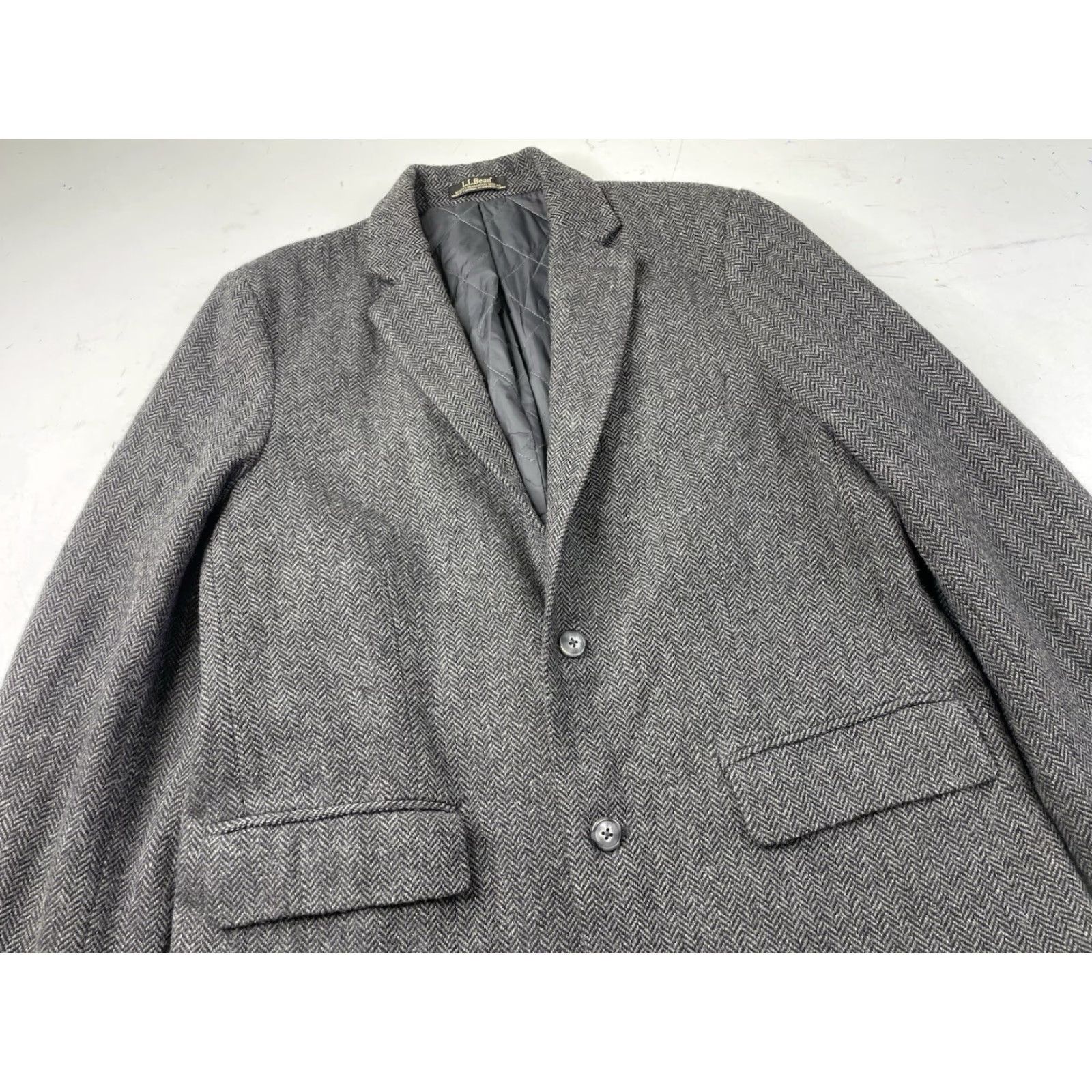 Vintage VINTAGE L.L. Bean Primaloft Insulated Gray Herringbone Wool Blend Blazer Sport Coat Men 40 Size 40R - 2 Thumbnail