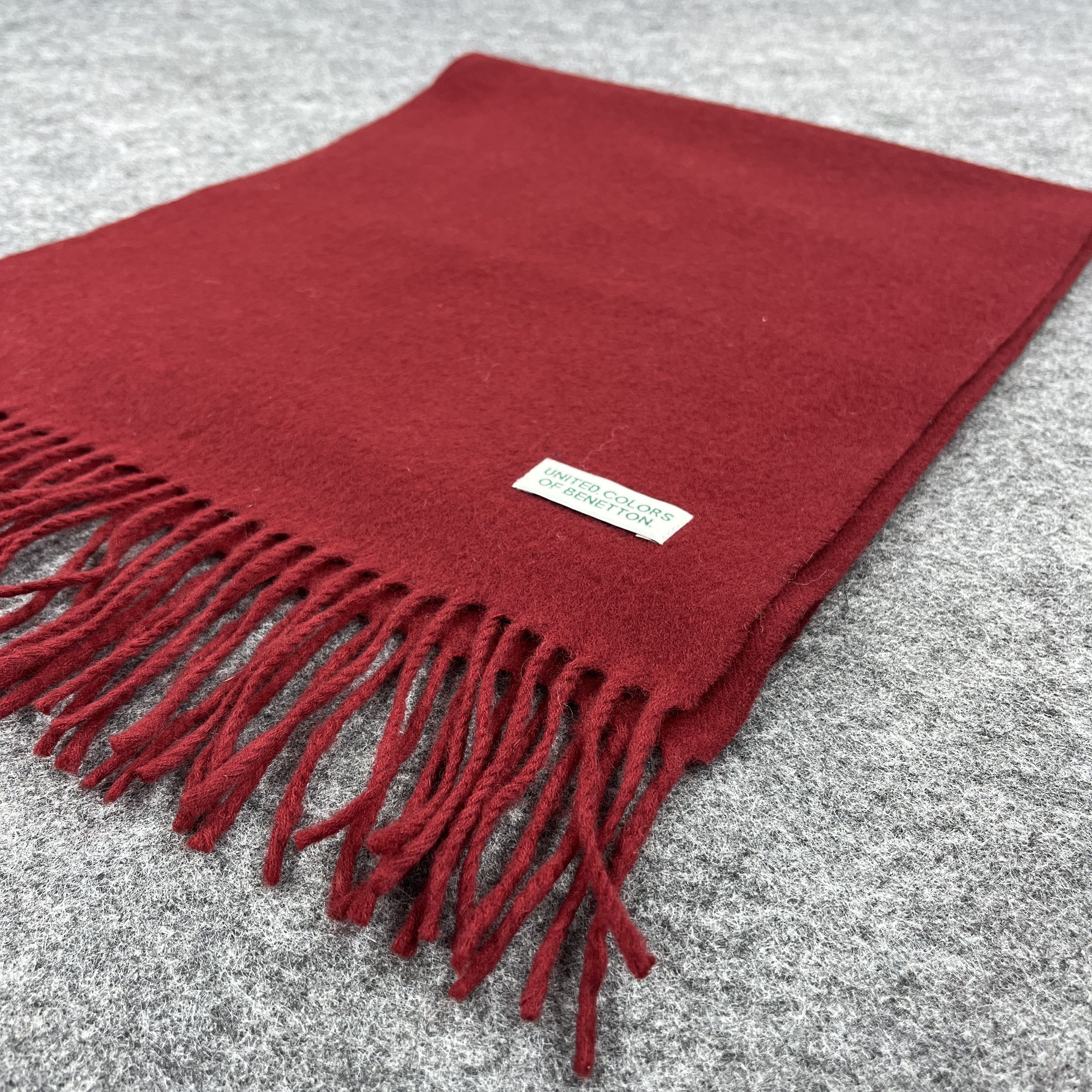 United Colors Of Benetton United Colors Of Benetton Scarf / Muffler / Neckwear T1012 Size ONE SIZE - 11 Thumbnail