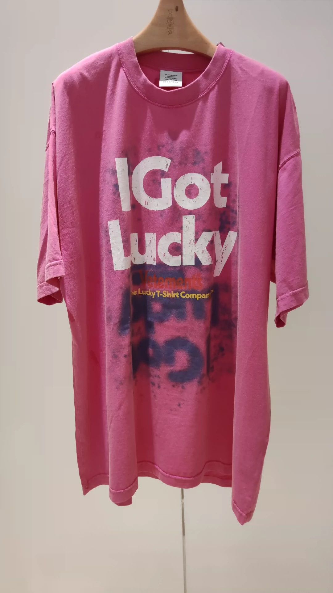 Vetements VETEMENTS short sleeved shirt -DMC Size US S / EU 44-46 / 1 - 1 Thumbnail